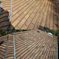 Roof-Washing-And-Moss-Removal-For-Home-In-Seattle-WA 11